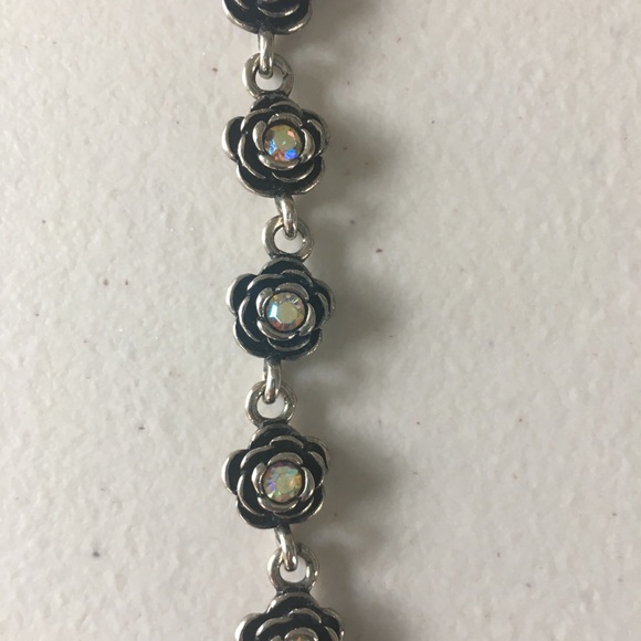 Premier Designs Jewelry - Premier Designs Silver Rhinestone Flower Bracelet